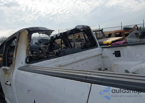 2015 Ford F-150 Xlt z USA, uszkodzony, nr VIN 1FTFW1EG2FKF02185